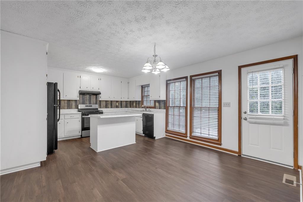 2729 Cheatham Court NW