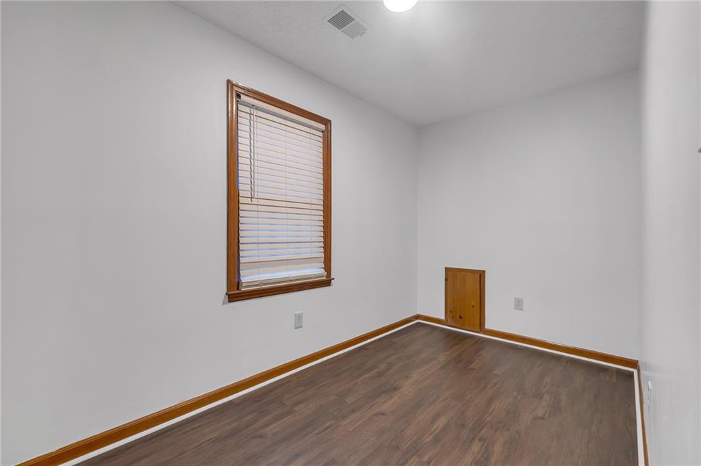 2729 Cheatham Court NW