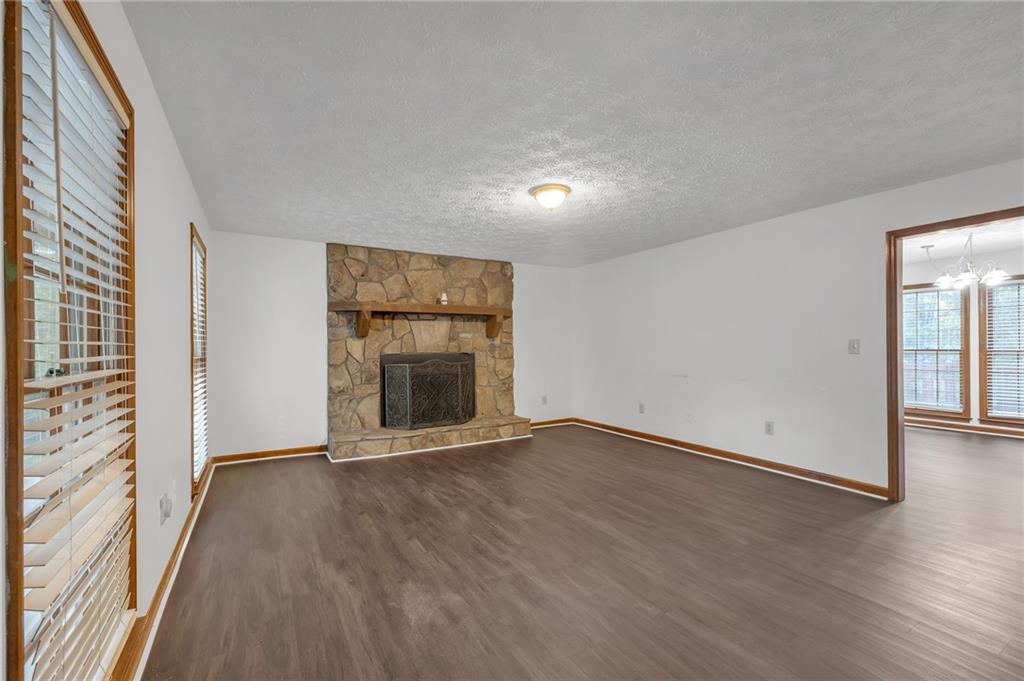 2729 Cheatham Court NW