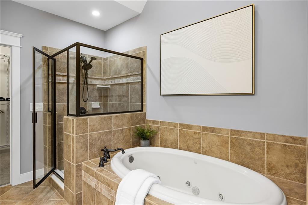 2145 W Village Crossing SE