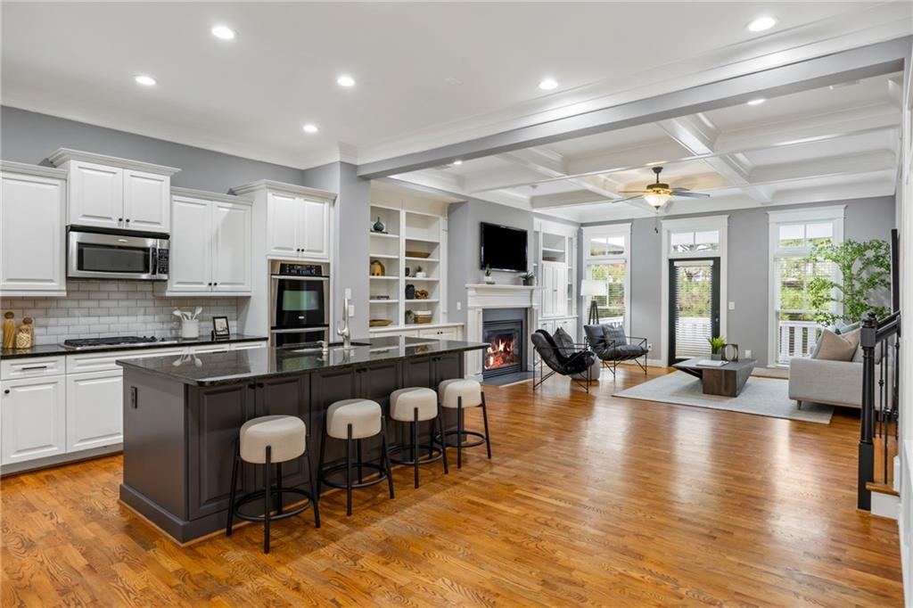 2145 W Village Crossing SE