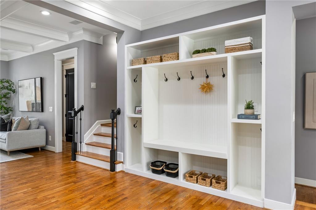 2145 W Village Crossing SE