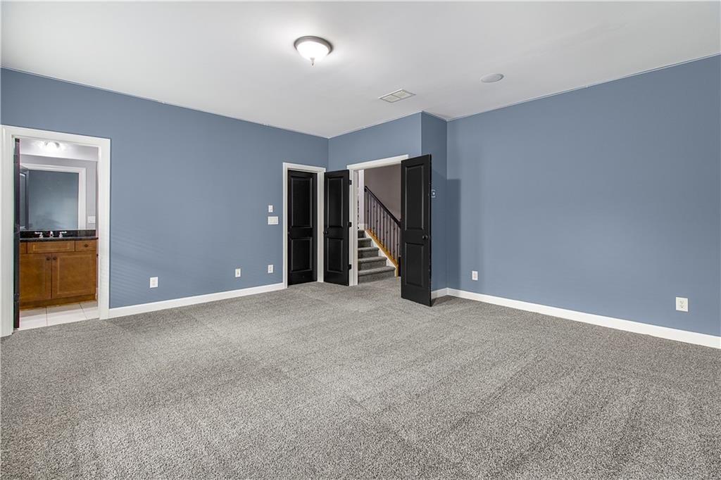 2145 W Village Crossing SE