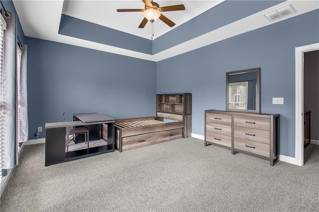 2145 W Village Crossing SE