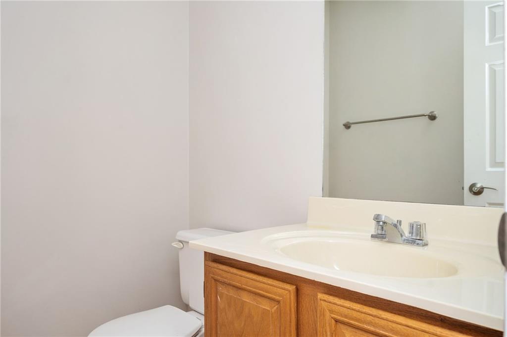 2103 Kristen Court SE