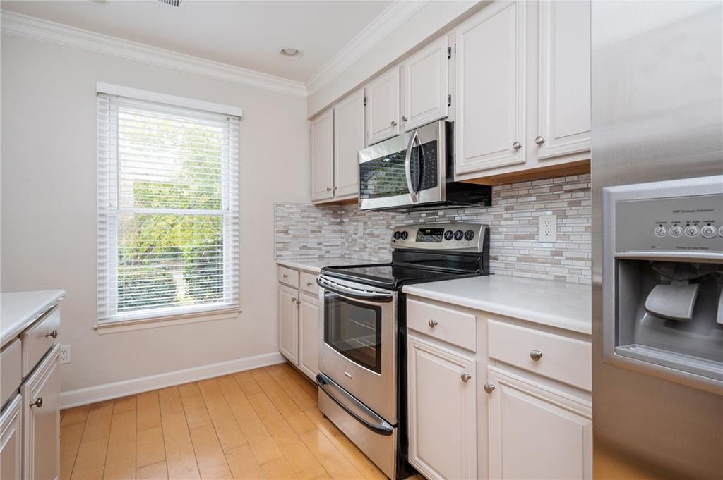 2103 Kristen Court SE