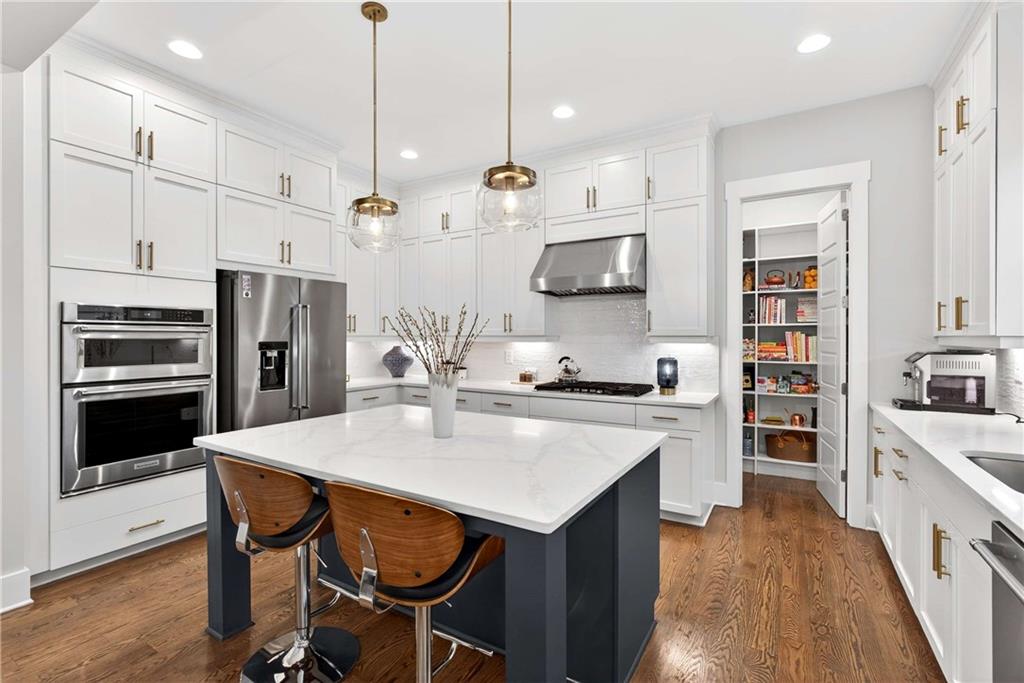 912 Luther Street NW