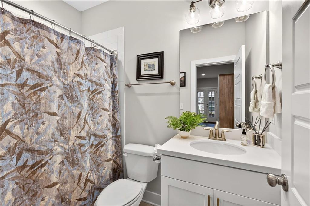 912 Luther Street NW