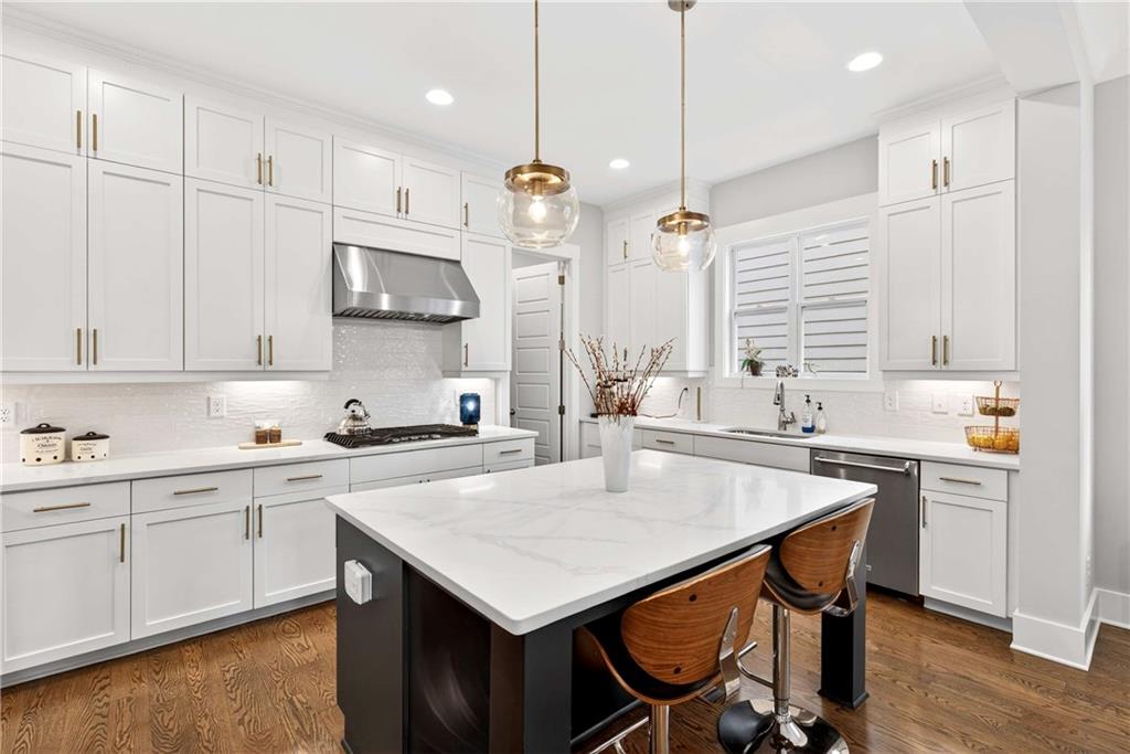 912 Luther Street NW