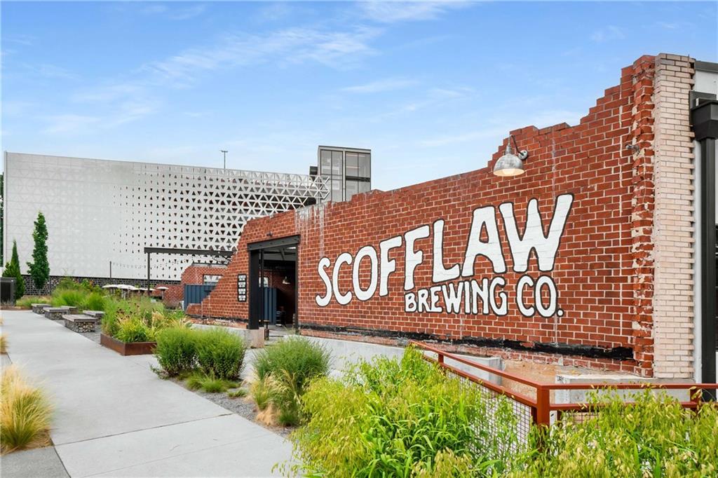 912 Luther Street NW