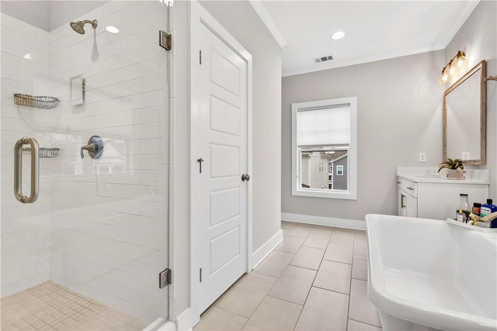 912 Luther Street NW