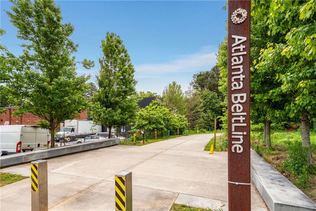 912 Luther Street NW