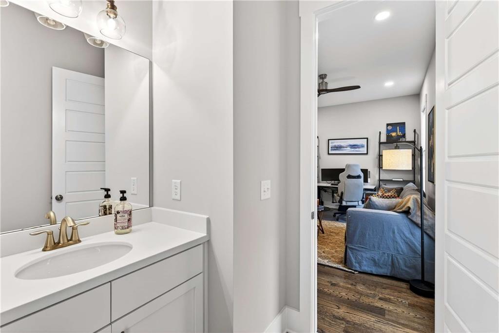 912 Luther Street NW