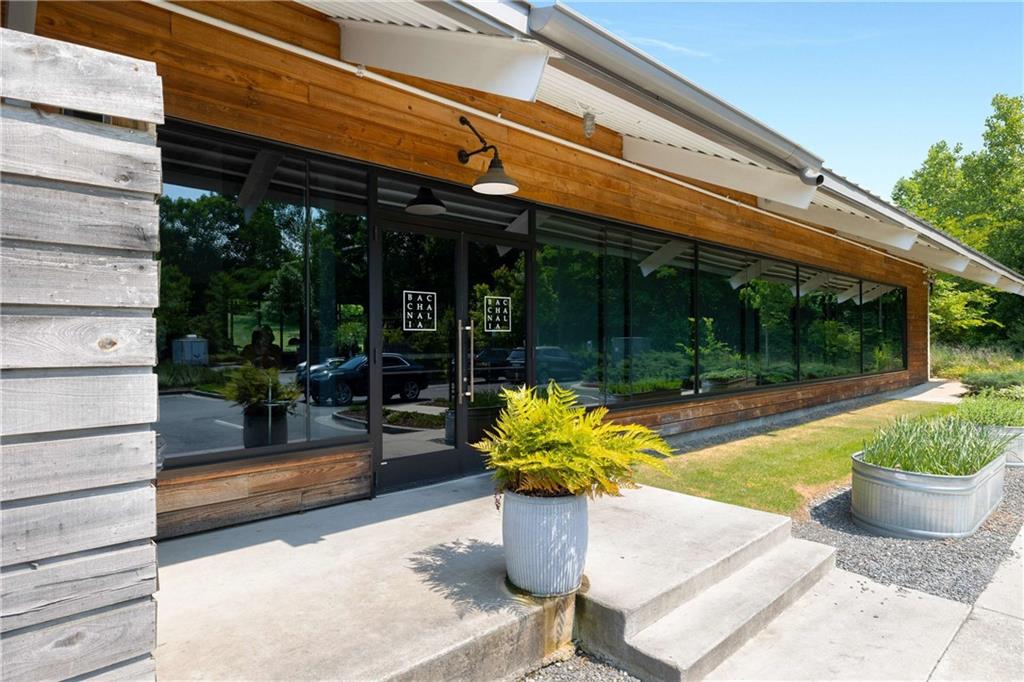 912 Luther Street NW