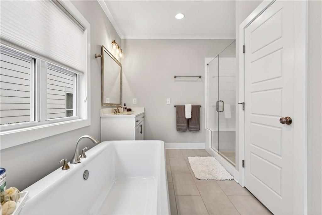 912 Luther Street NW