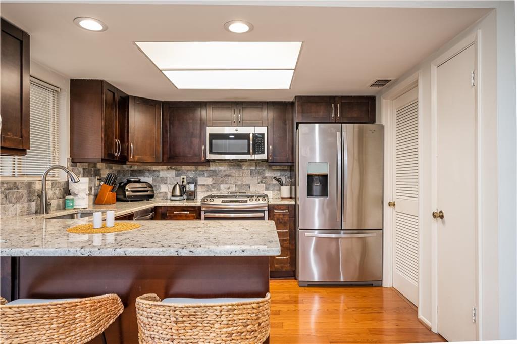 23 Middleton Court SE