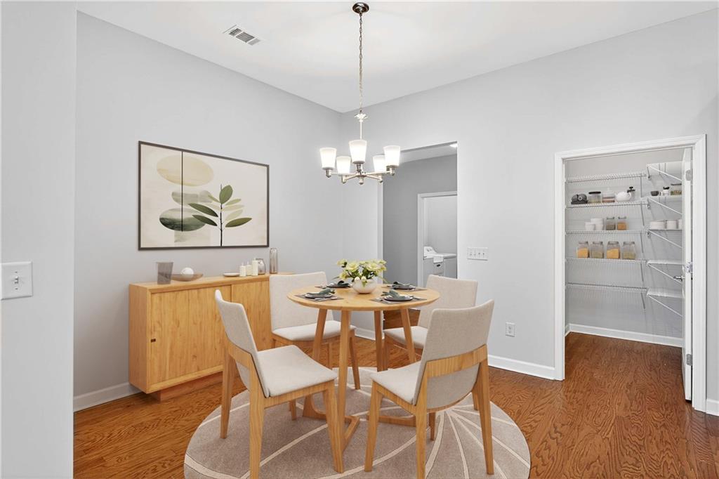 1976 Grove Field Lane