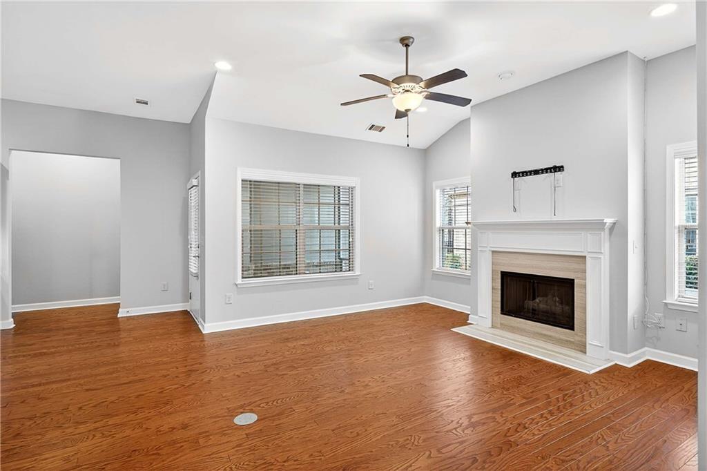 1976 Grove Field Lane