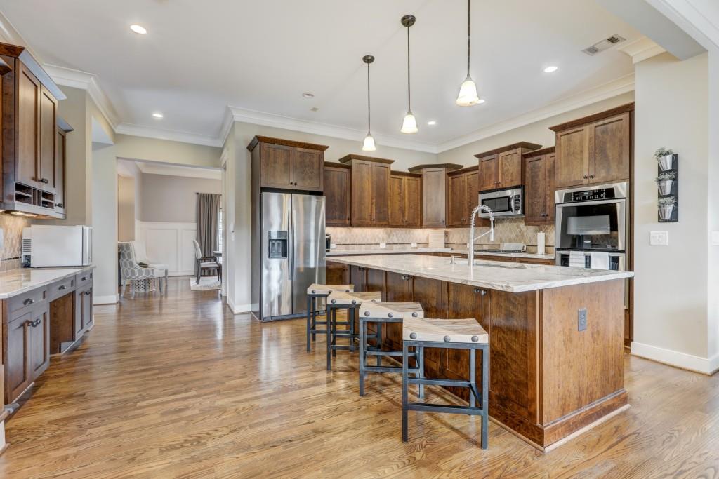 2114 W Village Crossing SE