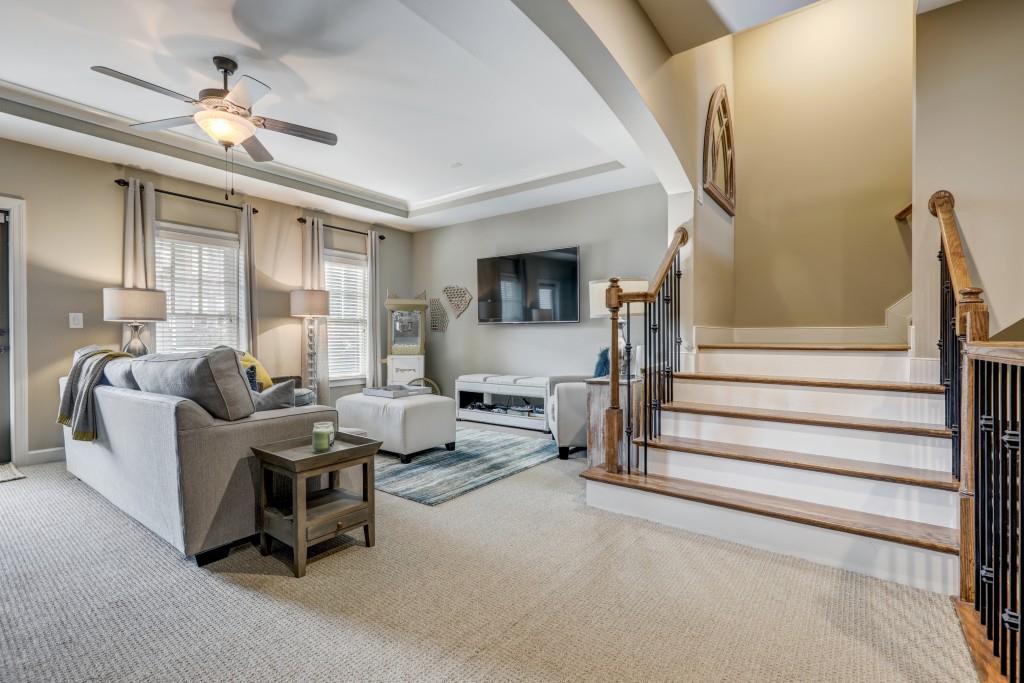 2114 W Village Crossing SE