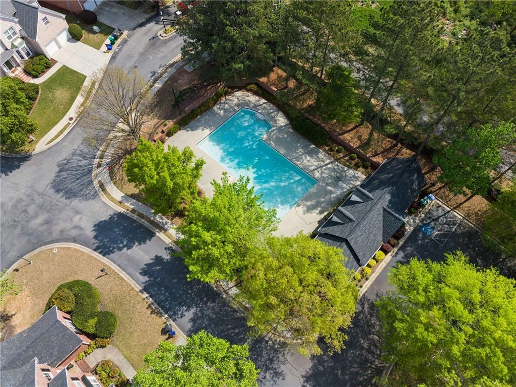 4820 Edinburgh Drive