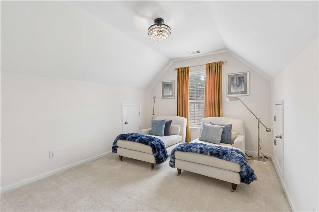 4820 Edinburgh Drive