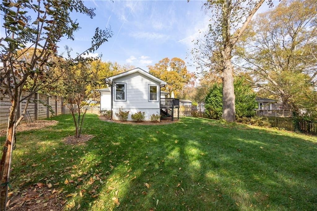 982 Oakdale Drive SE