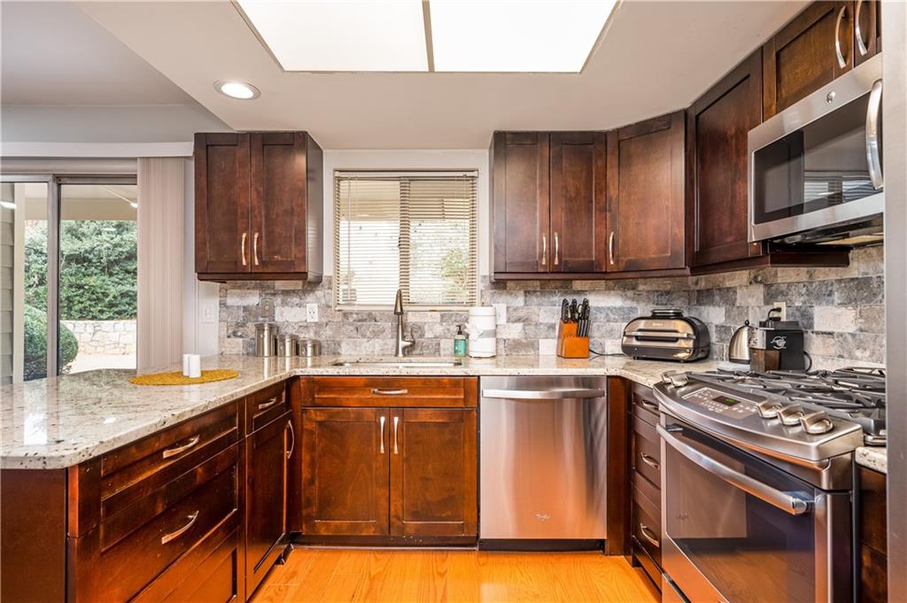 23 Middleton Court SE