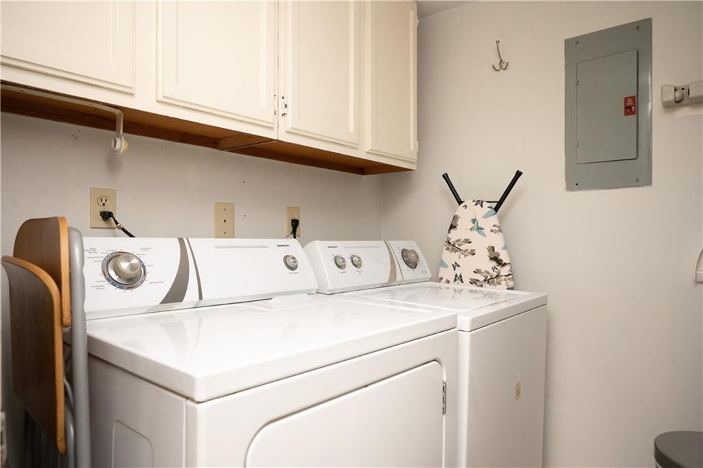 23 Middleton Court SE