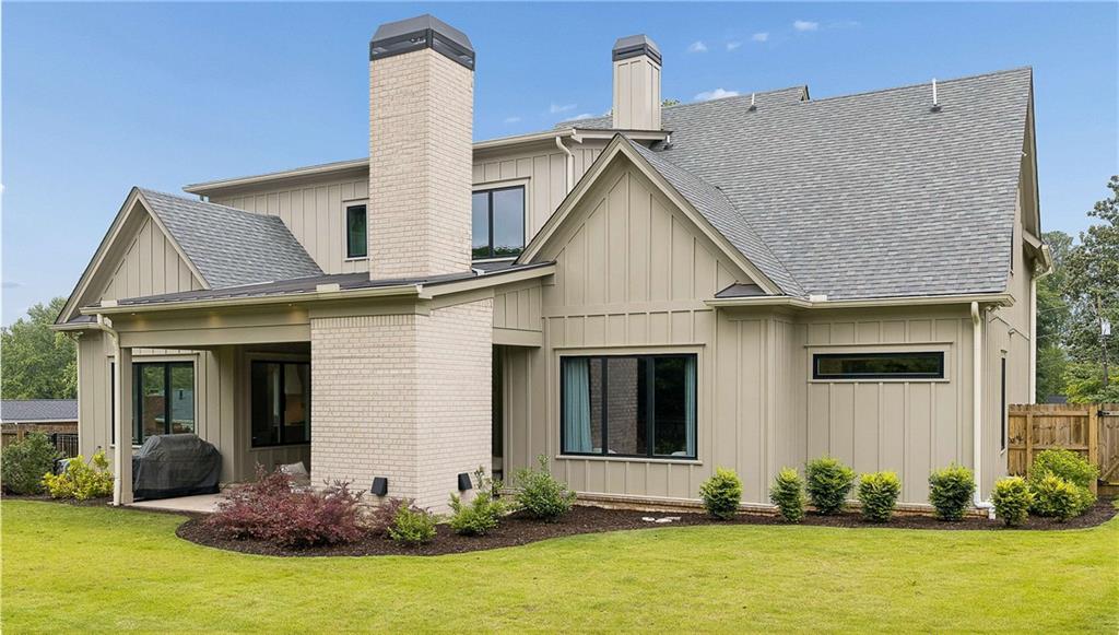 341 Mockingbird Lane SE