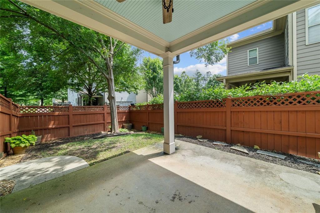 719 Park Manor Drive SE