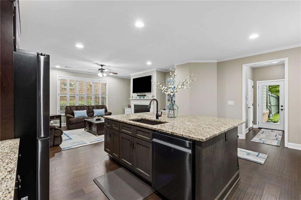 3541 S Sherwood Road SE