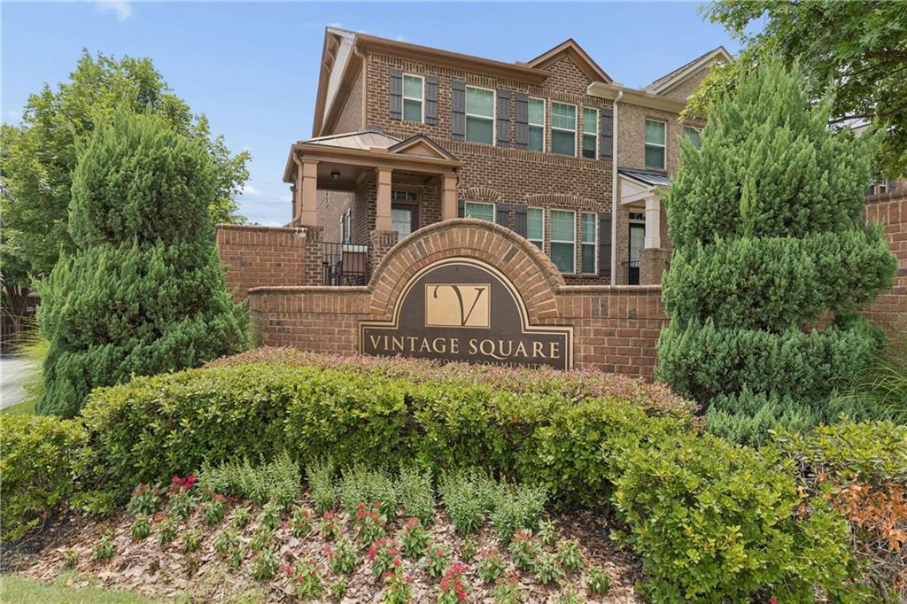 3377 Vintage Circle SE