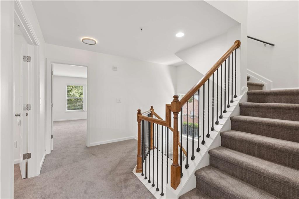 3377 Vintage Circle SE