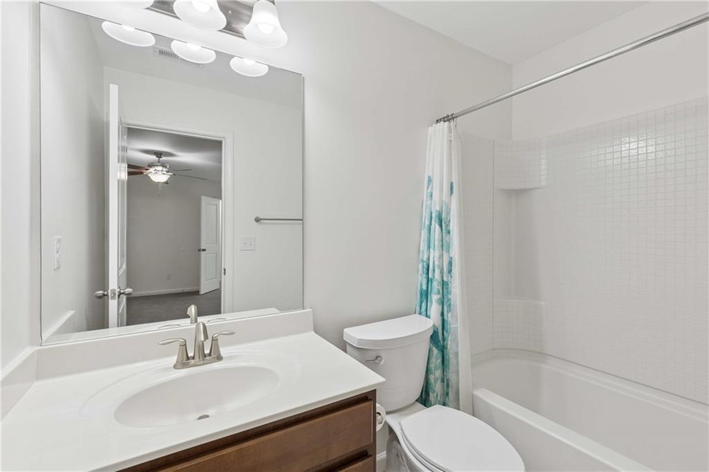 3377 Vintage Circle SE