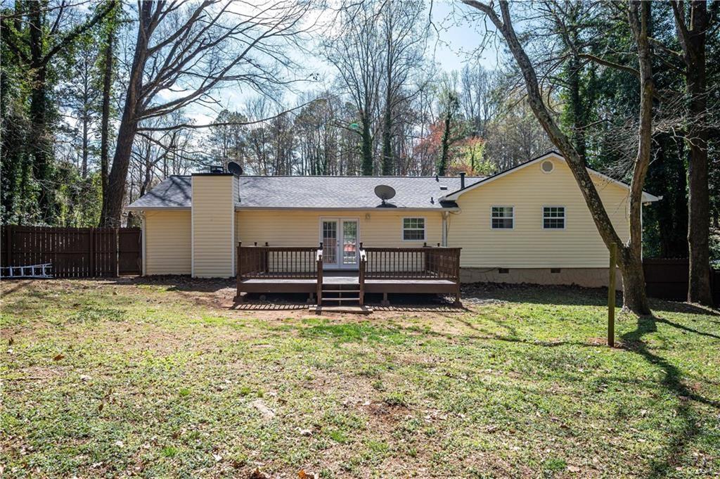 405 Concord Woods Drive SE