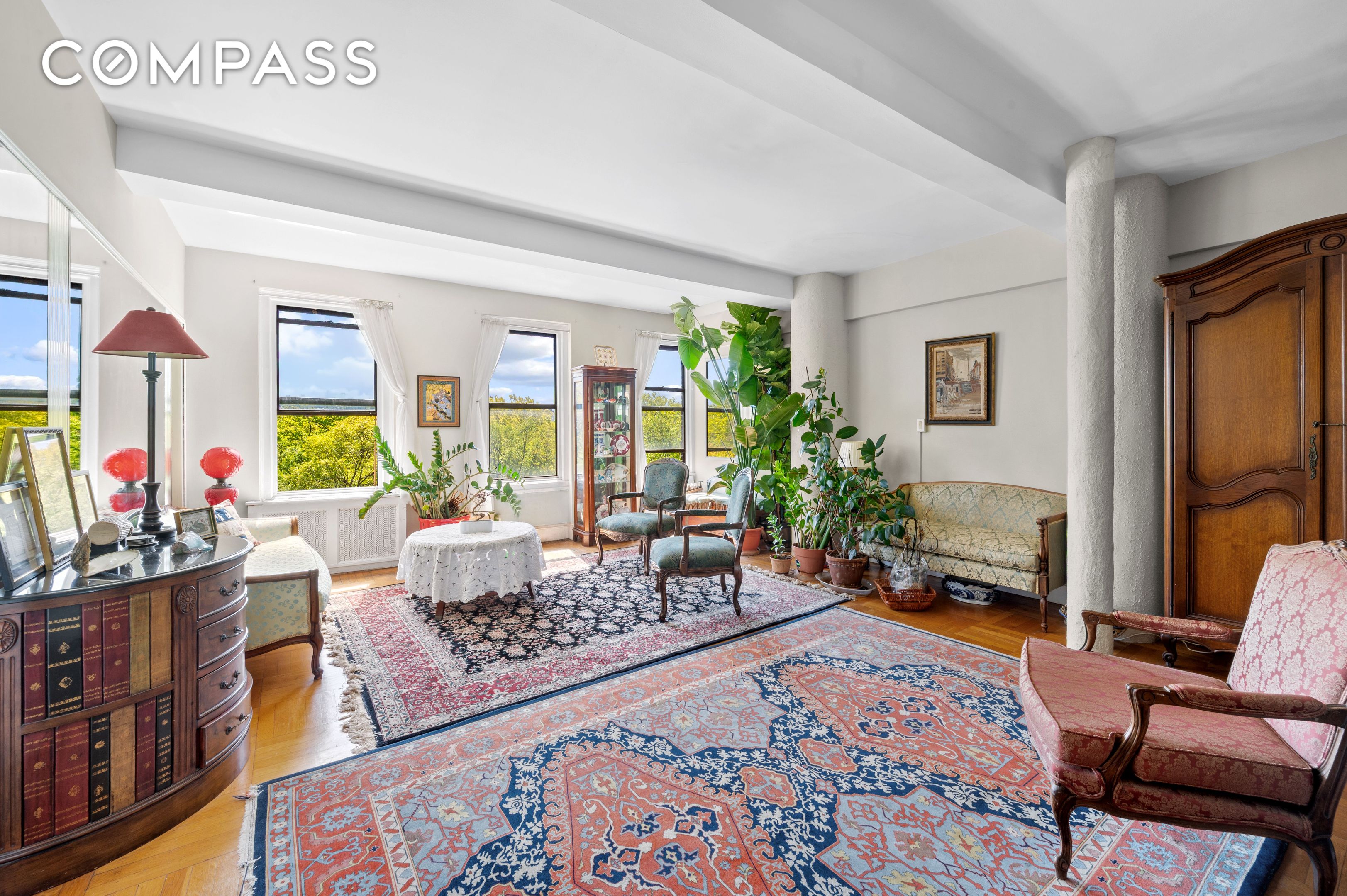 225 Central Park W 905/906