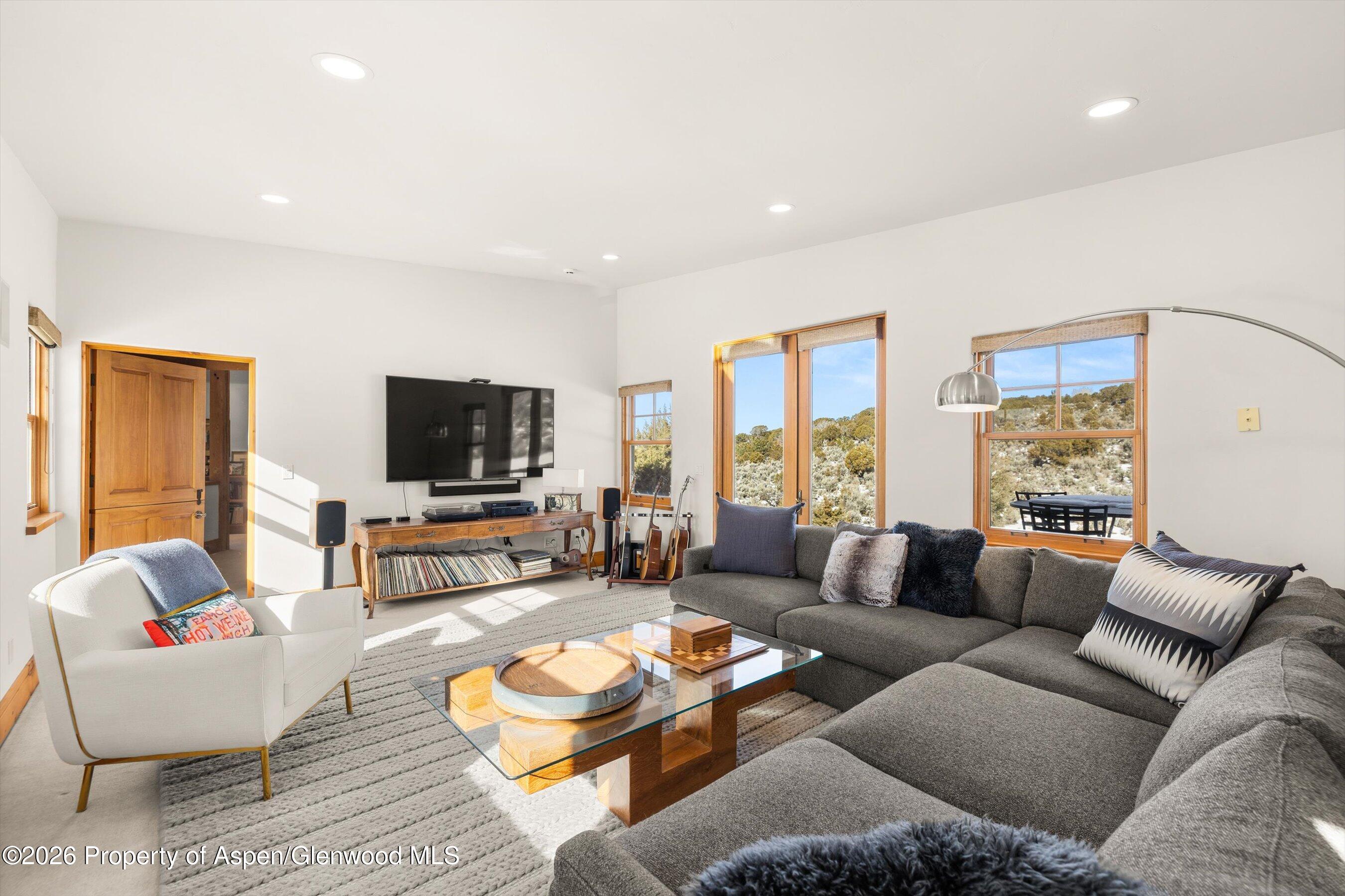 31 Wind River Road