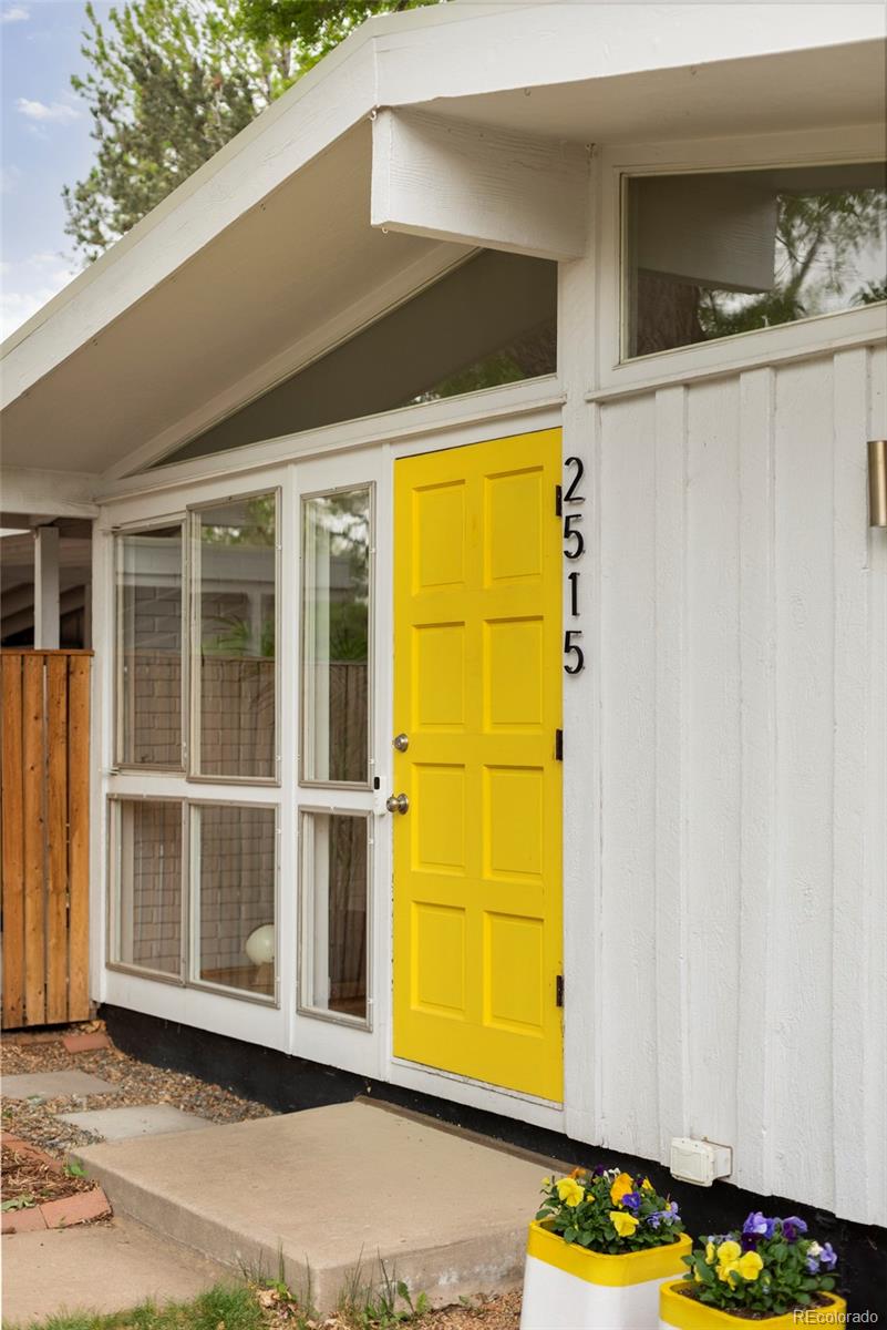 2515 S Newton Street