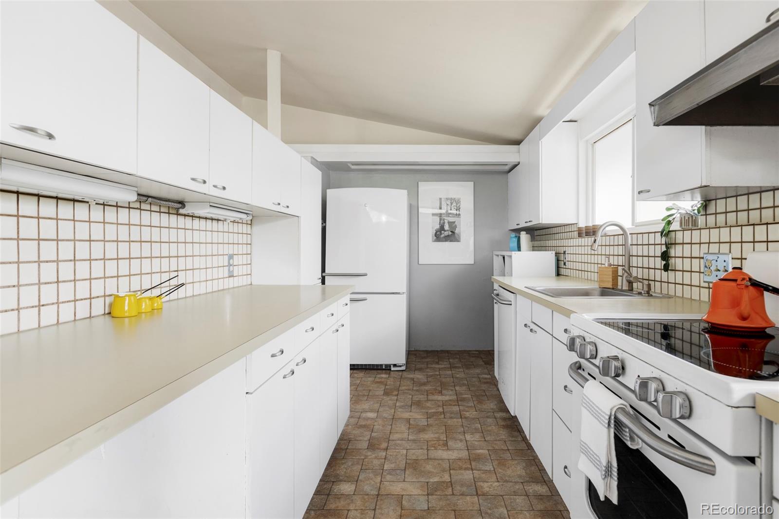 2515 S Newton Street