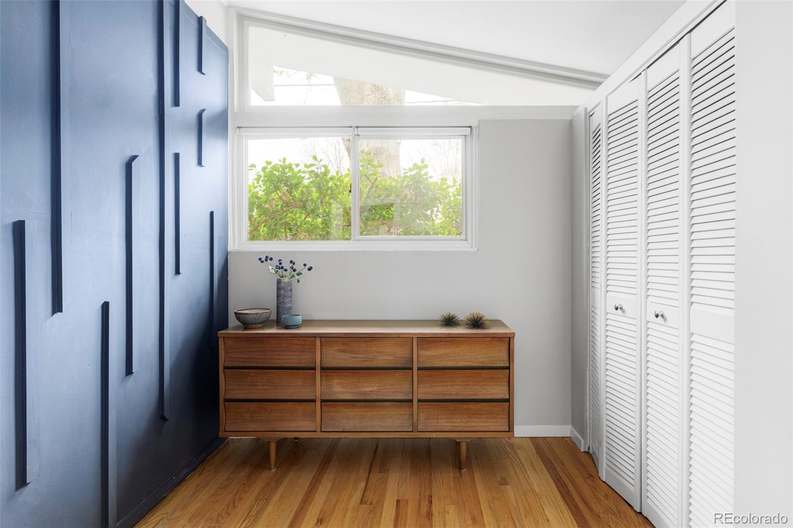 2515 S Newton Street