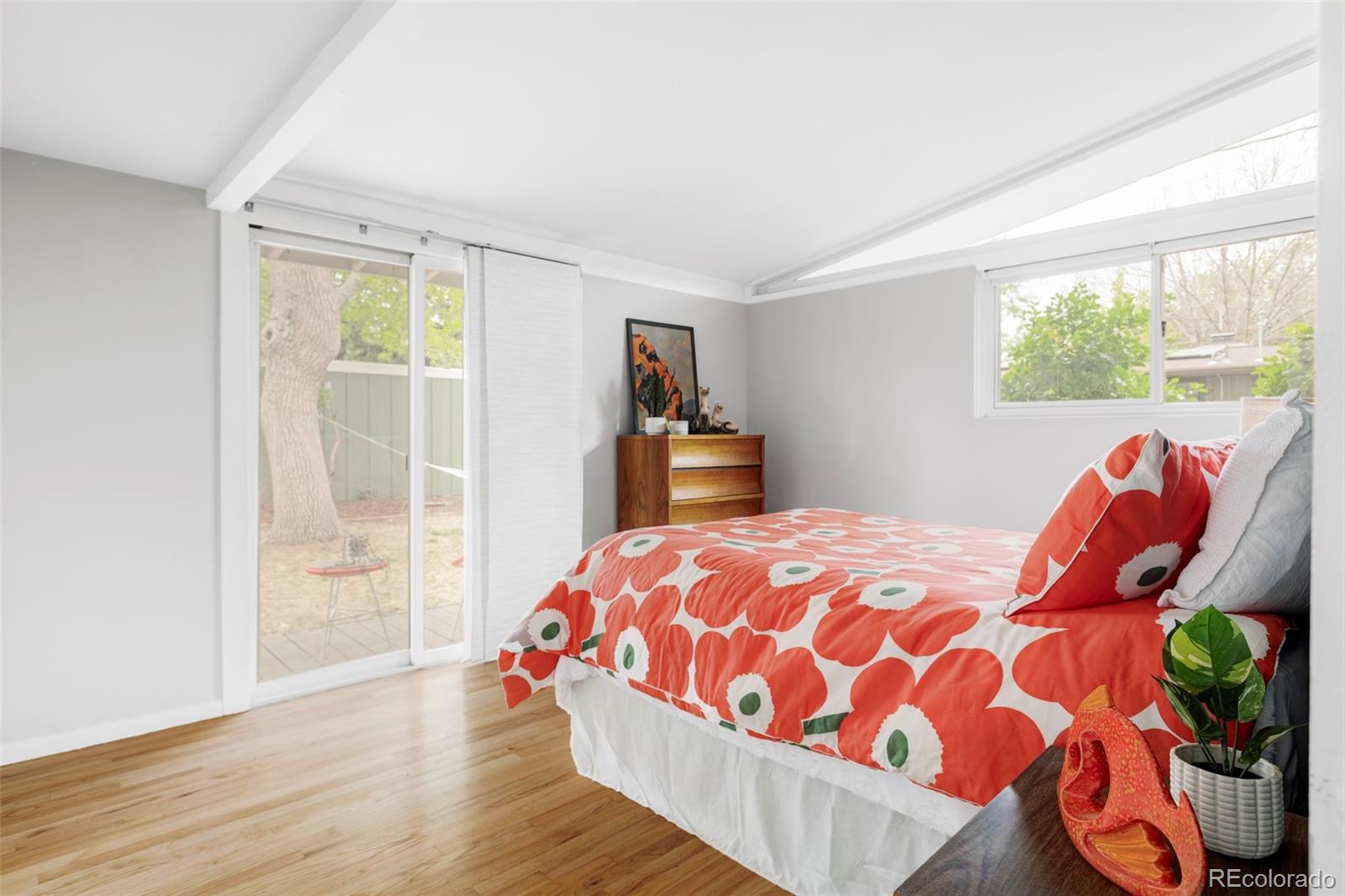 2515 S Newton Street