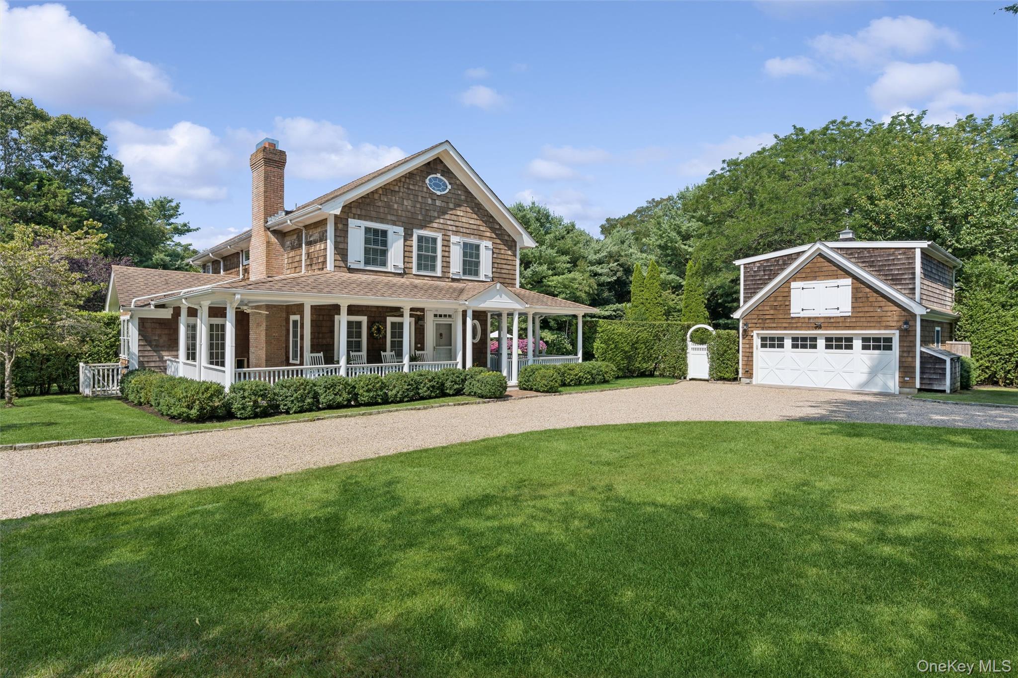245 Meadows W