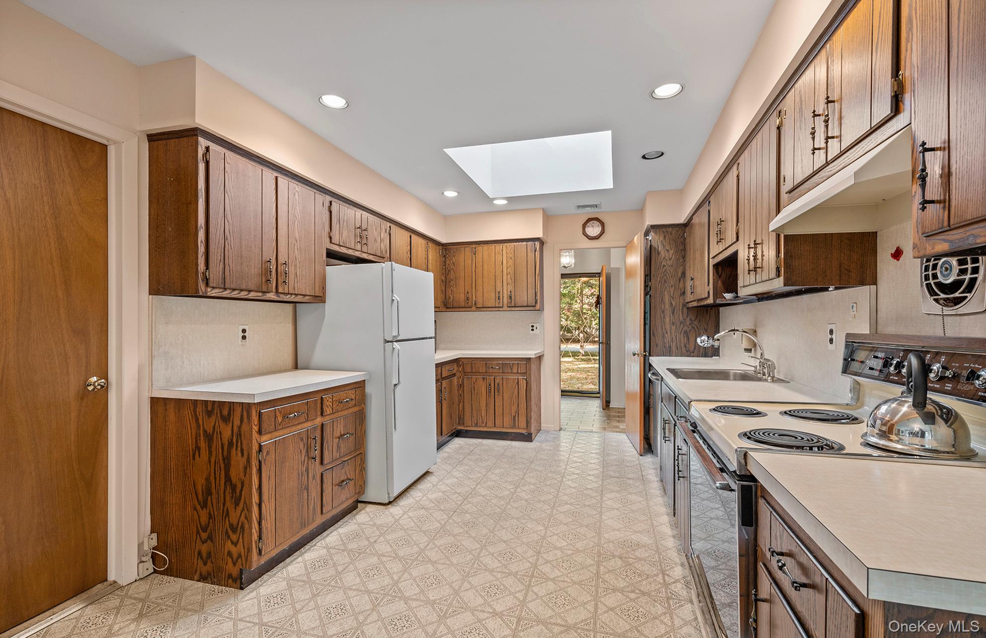 33 Sherwood Lane