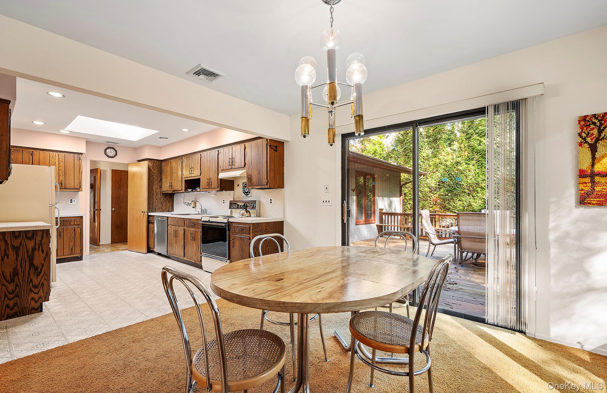33 Sherwood Lane