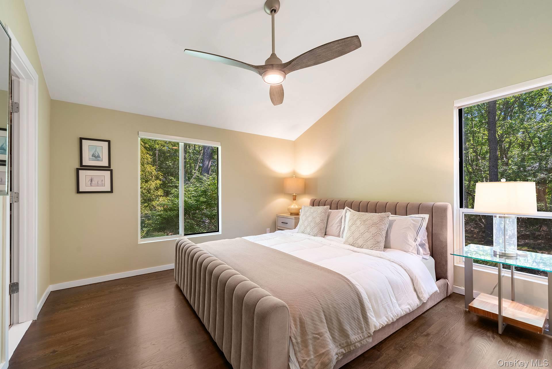 76 Island View Drive W