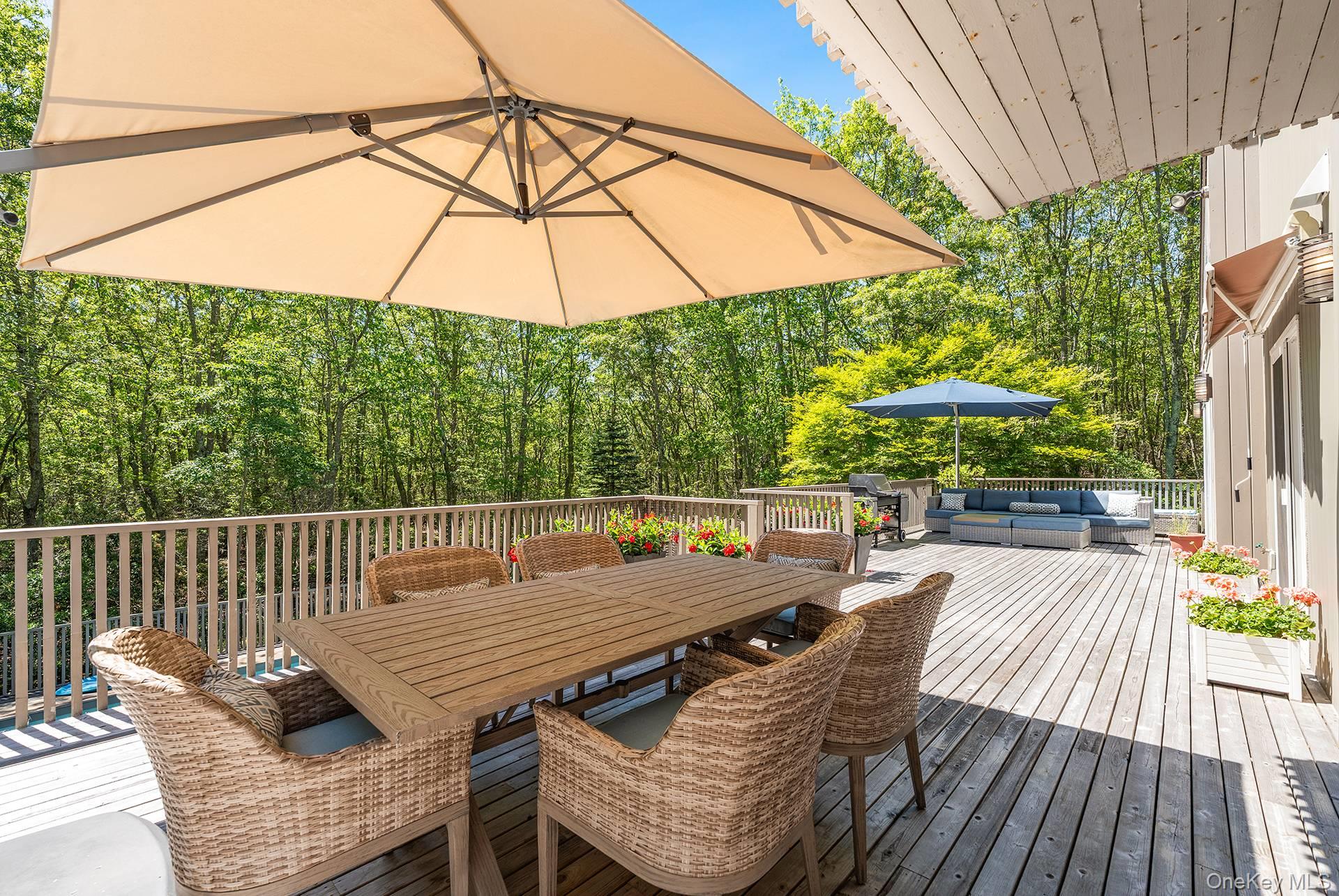 76 Island View Drive W