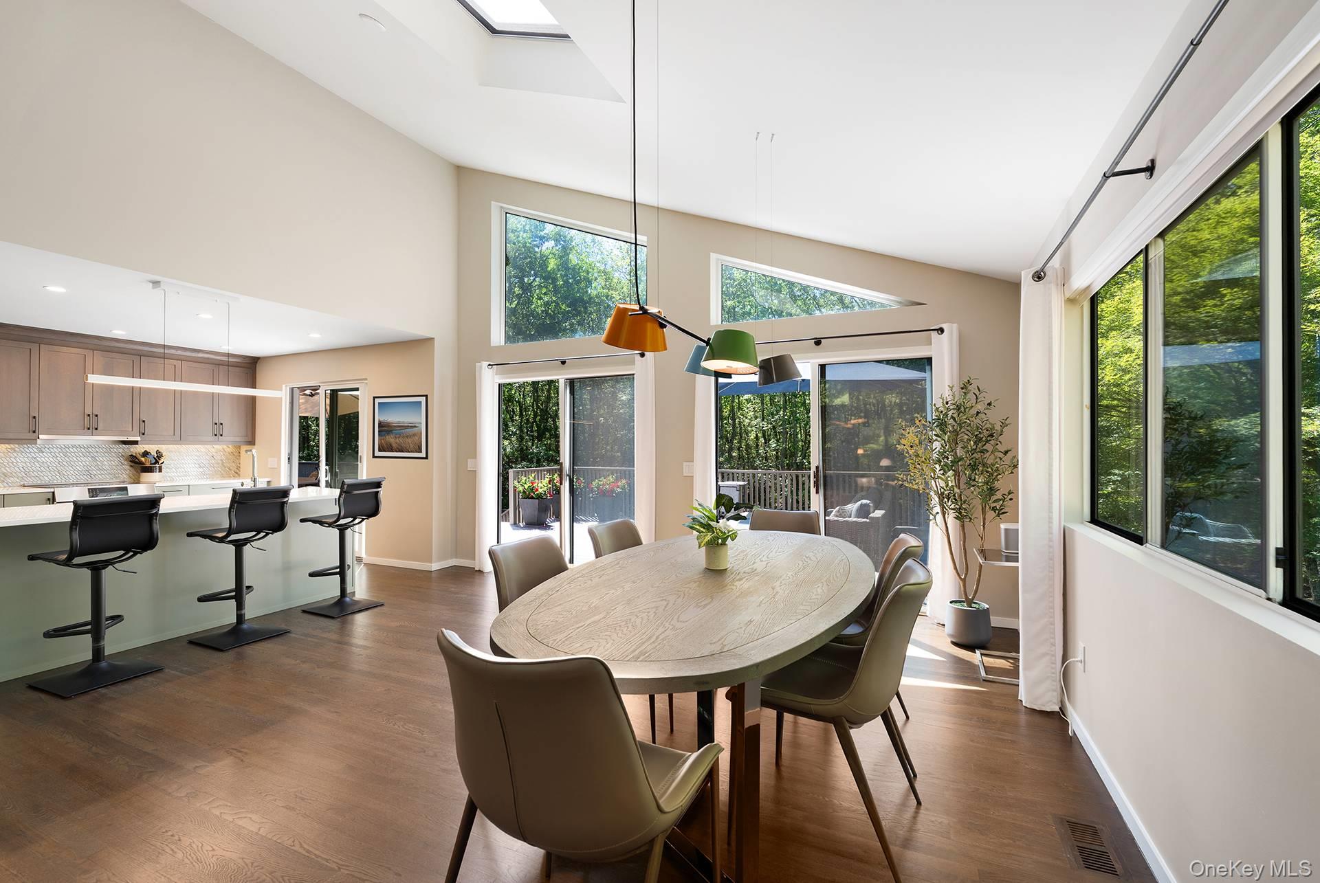 76 Island View Drive W