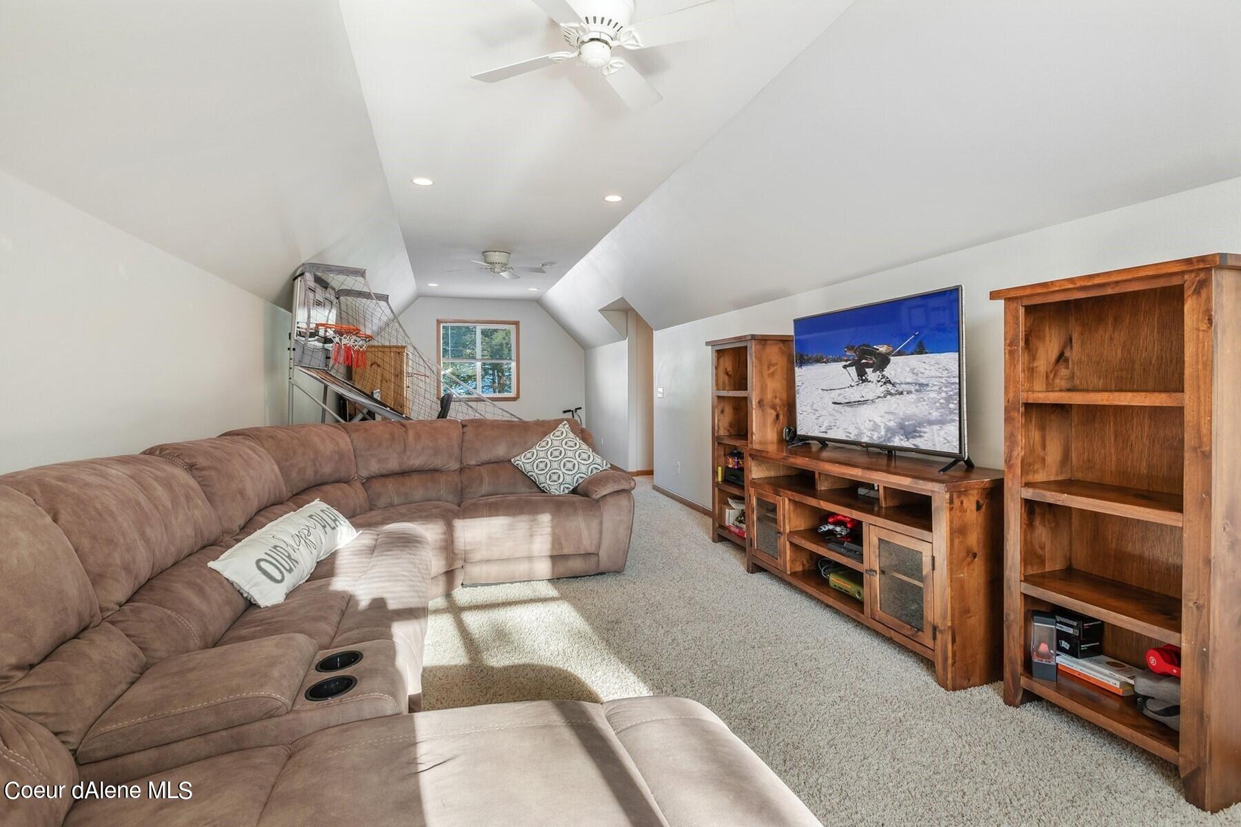 352 Dustarr Ln