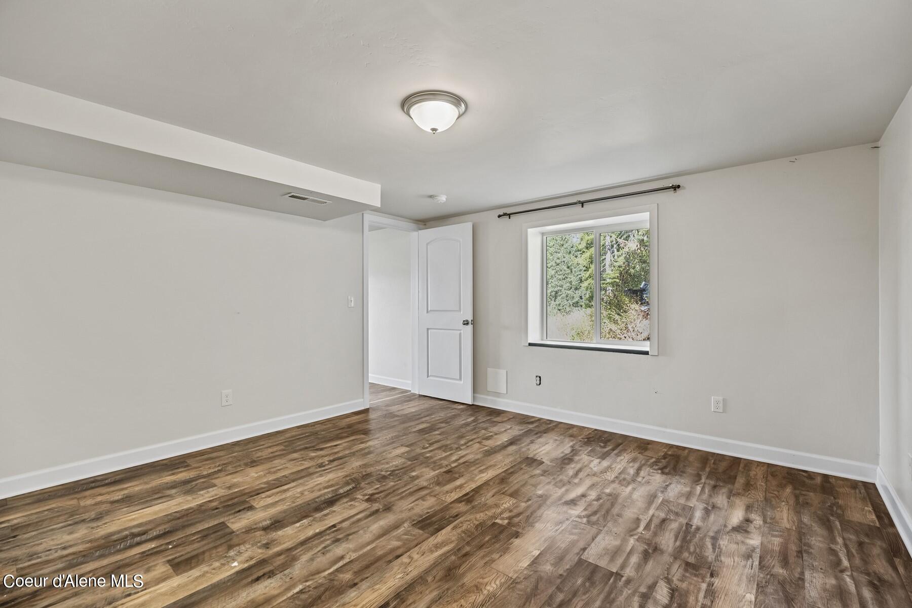 45 Floral Way